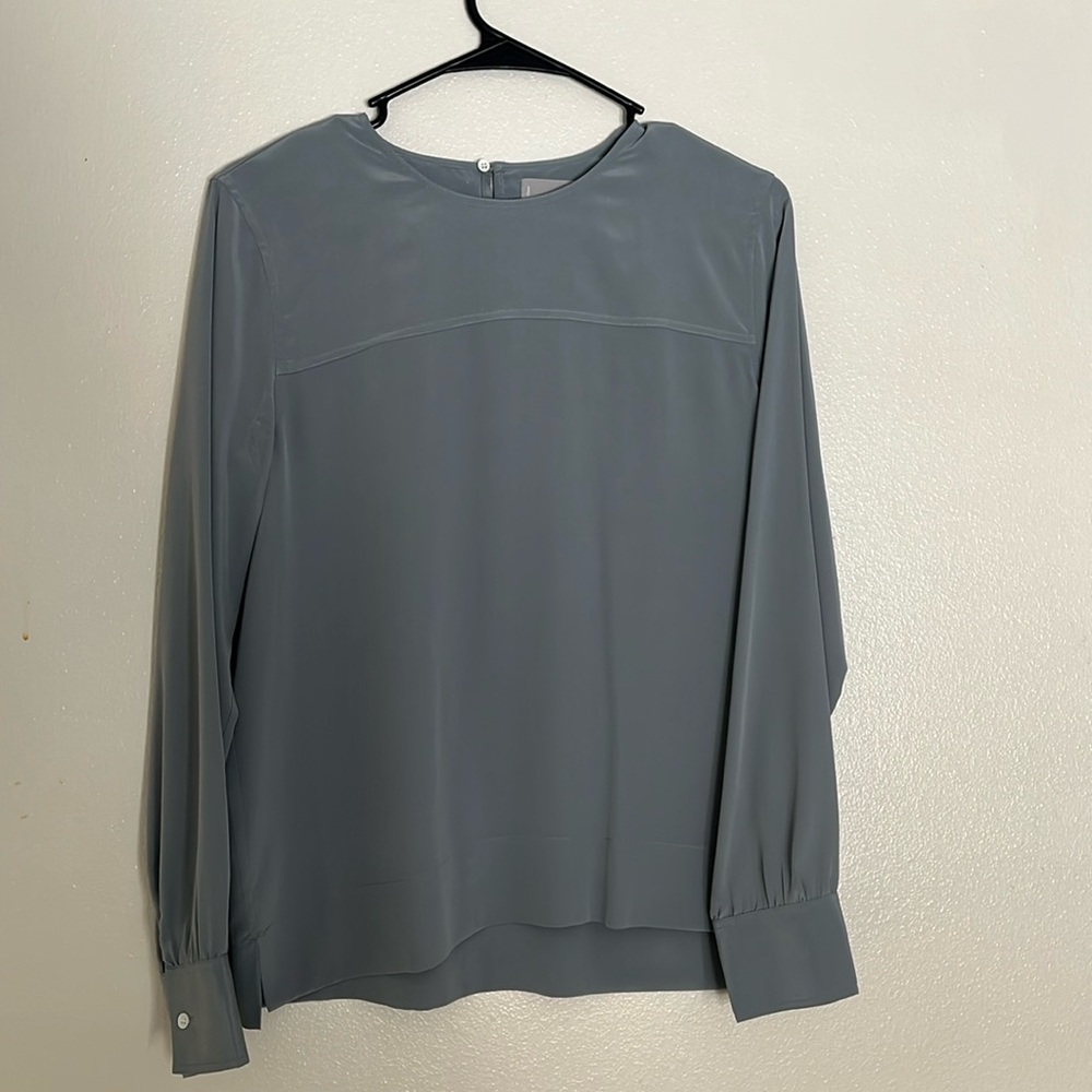 Everlane blouse size 4